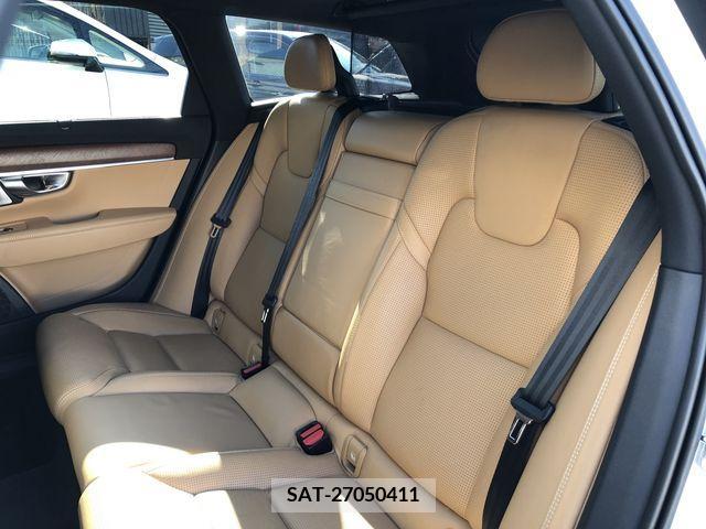 Volvo V90 2017-09 345121-13