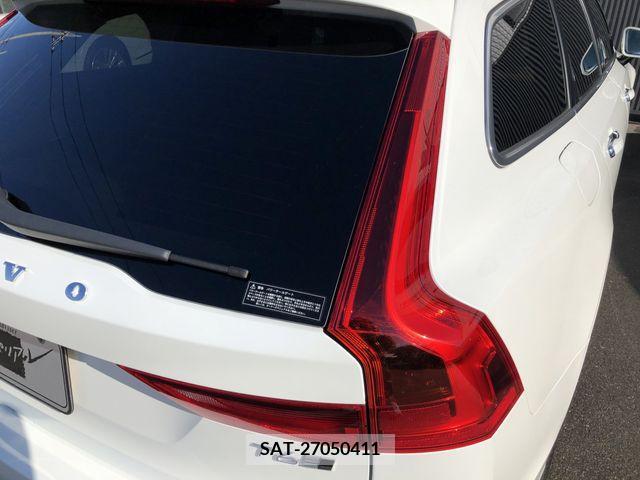 Volvo V90 2017-09 345121-25