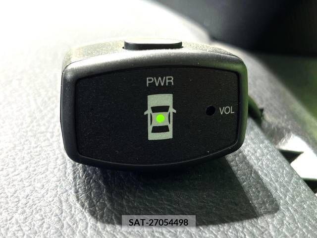 Toyota VOXY 2018-03 341984-9