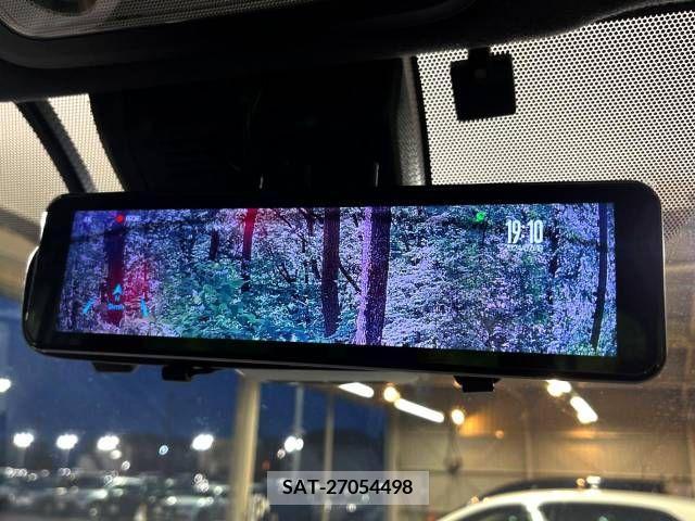 Toyota VOXY 2018-03 341984-7