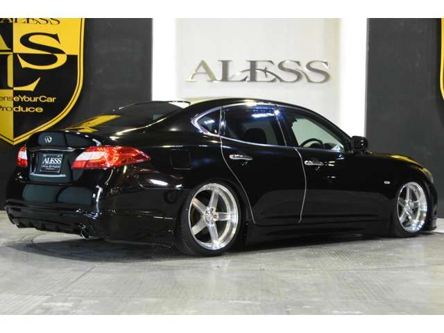 Nissan FUGA 2009-12 17647-2