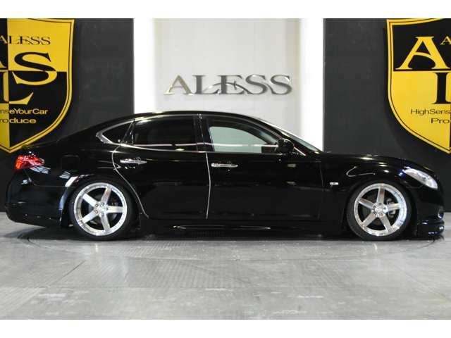 Nissan FUGA 2009-12 17647-12