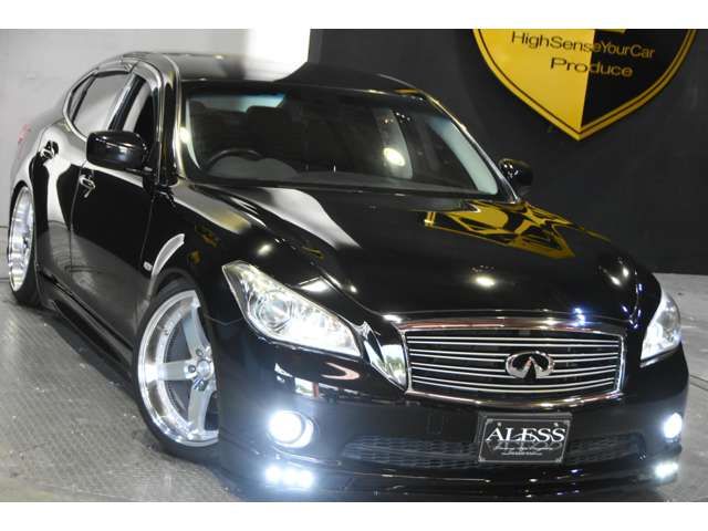 Nissan FUGA 2009-12 17647-1