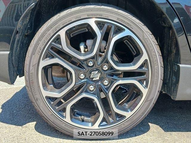 Suzuki SWIFT 2017-11 381574-25