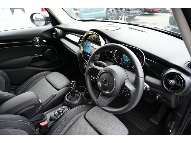 Bmw MINI 2022-08 12579-16