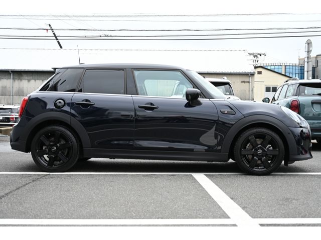 Bmw MINI 2022-08 12579-2