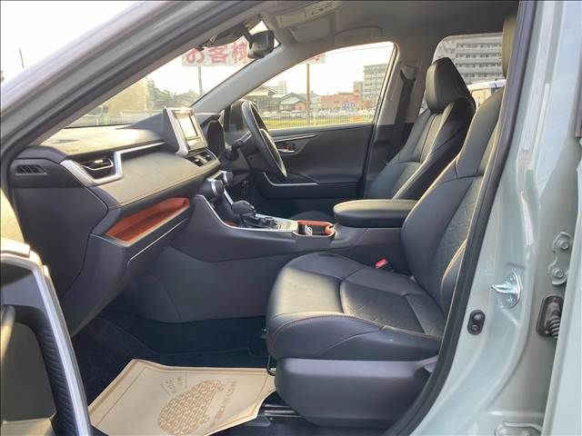 Toyota RAV4 2019-06 187091-4