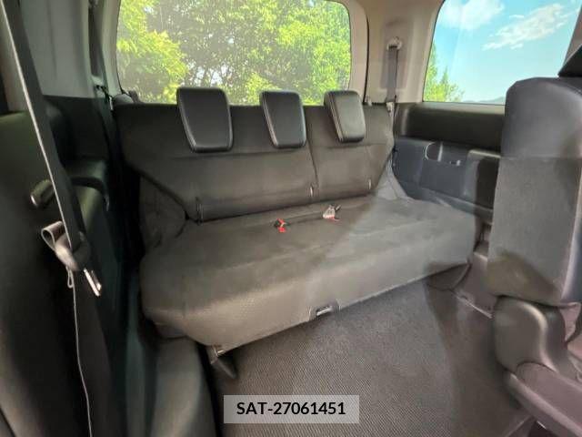 Honda e 2013-02 384668-10