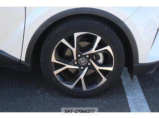 Toyota C-HR 2017-02 225265-9