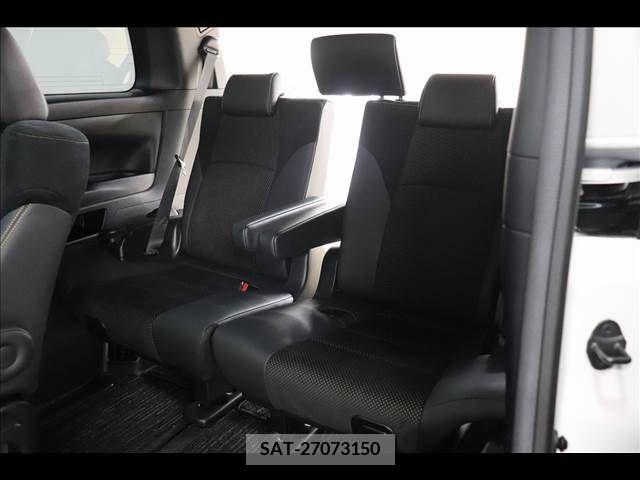 Toyota ALPHARD 2021-10 208710-13
