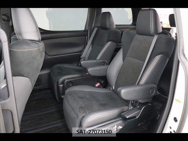 Toyota ALPHARD 2021-10 208710-11