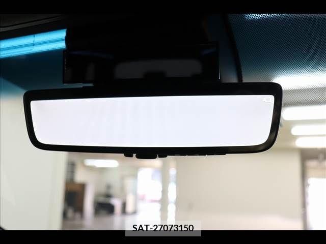 Toyota ALPHARD 2021-10 208710-3