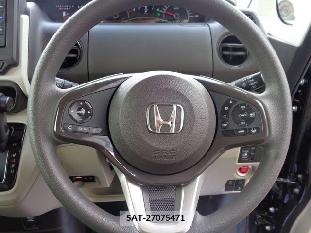 Honda N BOX 2018-05 221908-18