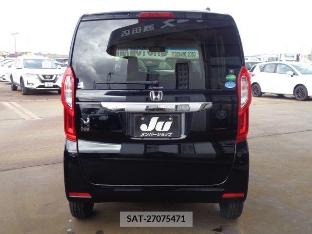 Honda N BOX 2018-05 221908-6