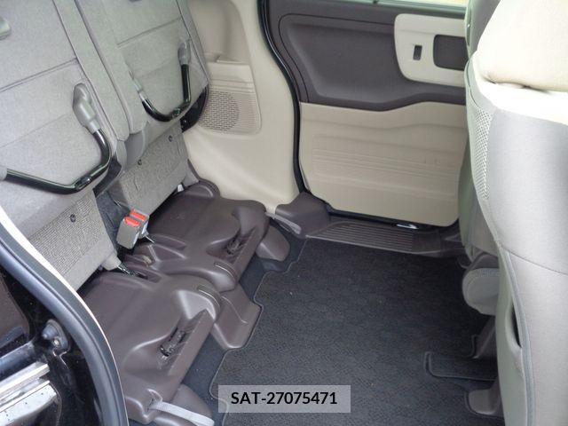 Honda N BOX 2018-05 221908-13