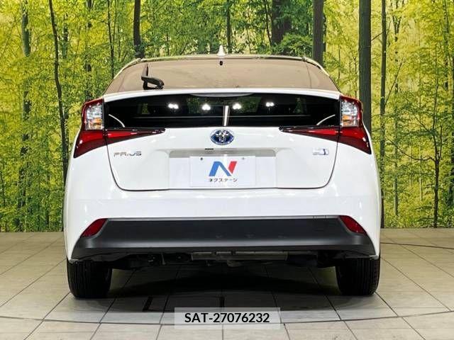 Toyota PRIUS 2019-04 282110-15
