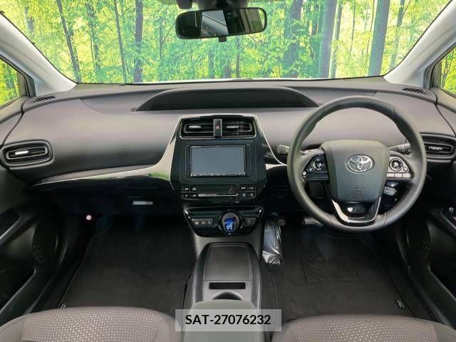 Toyota PRIUS 2019-04 282110-1