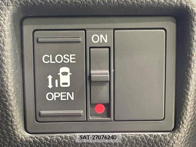 Honda N BOX CUSTOM 2018-04 340146-4