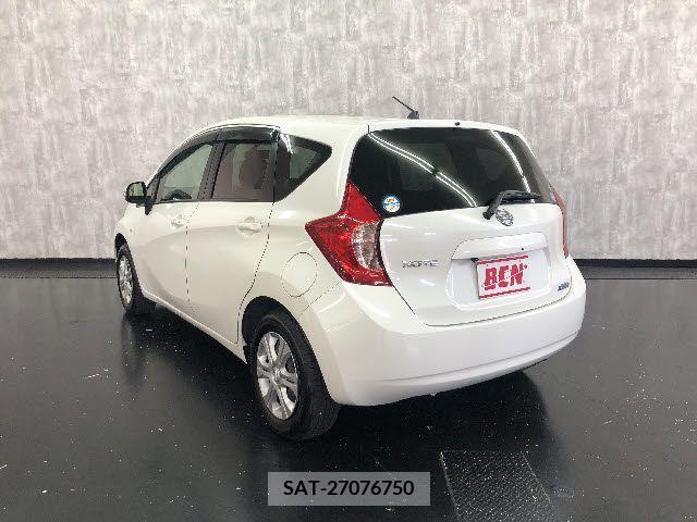 Nissan NOTE 2013-05 376881-8