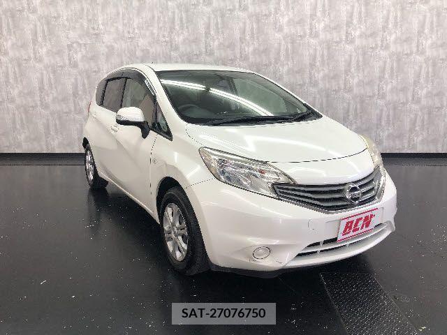 Nissan NOTE 2013-05 376881-6