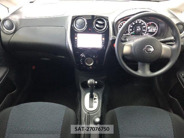 Nissan NOTE 2013-05 376881-1