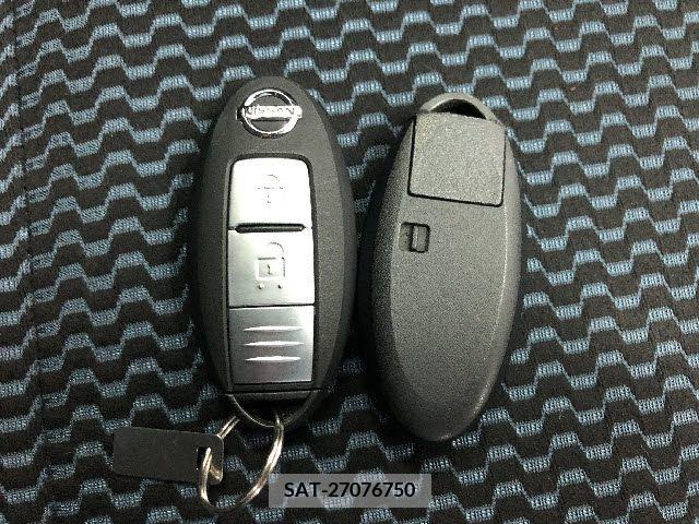 Nissan NOTE 2013-05 376881-15