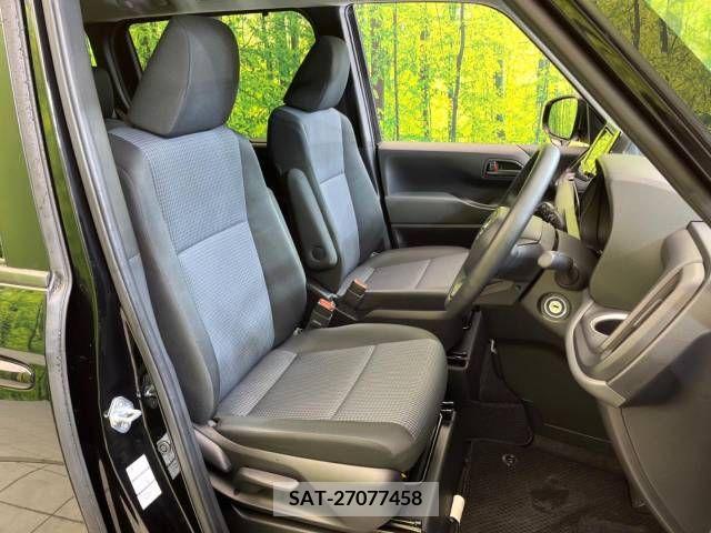 Toyota NOAH 2023-04 374106-8