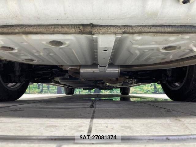 Toyota VOXY 2018-10 288873-19