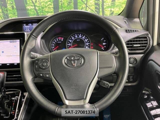 Toyota VOXY 2018-10 288873-12