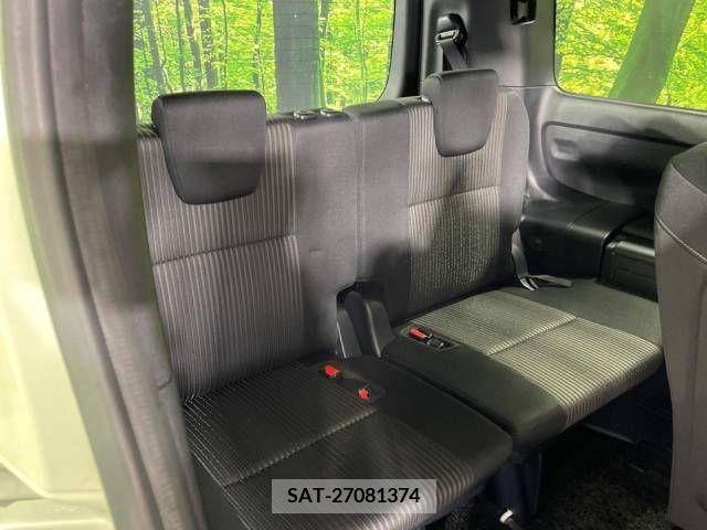 Toyota VOXY 2018-10 288873-10