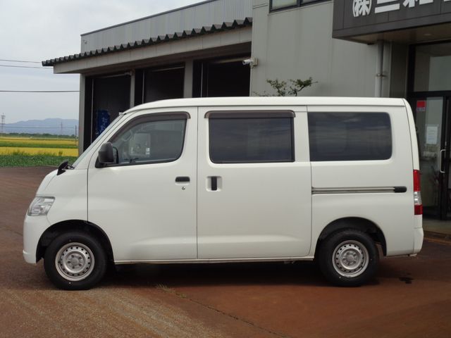 Toyota TOWNACE VAN 2014-08 18273-5