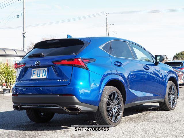 Lexus NX 2020-11 205838-4