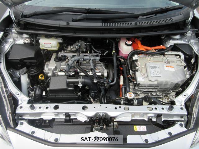 Toyota AQUA 2019-05 344814-19