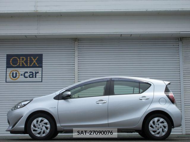 Toyota AQUA 2019-05 344814-22