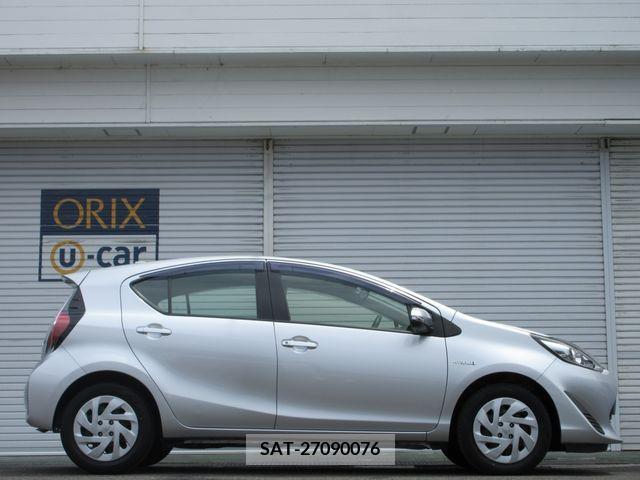Toyota AQUA 2019-05 344814-23