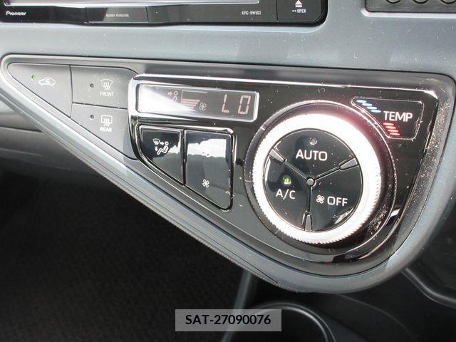 Toyota AQUA 2019-05 344814-8