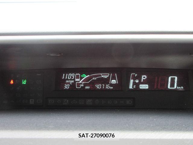 Toyota AQUA 2019-05 344814-7