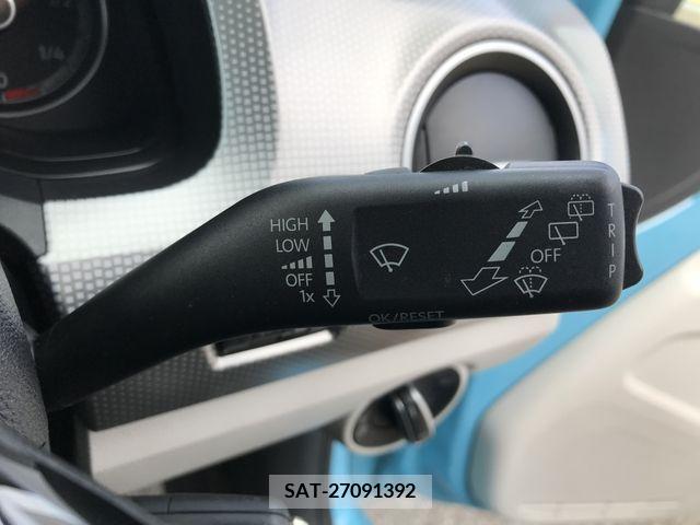 VolksWagen UP! 2017-03 221780-17