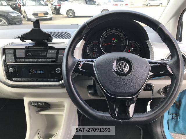 VolksWagen UP! 2017-03 221780-11