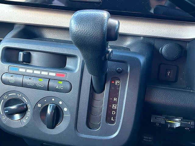 Suzuki MR WAGON 2012-12 29053-19