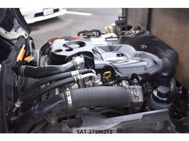 Mazda TITAN 2012-07 239429-8