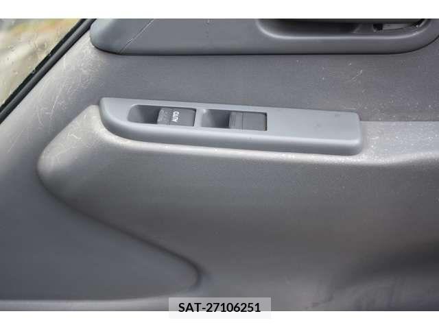 Mazda TITAN 2012-07 239429-12