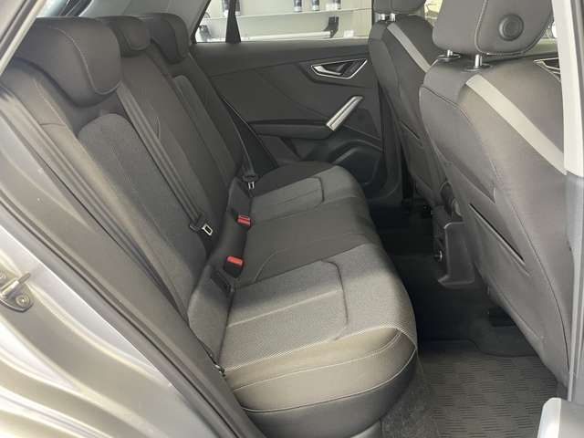 Audi Q2 2019-12 15805-10