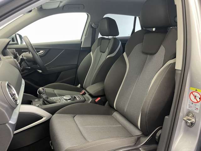 Audi Q2 2019-12 15805-11