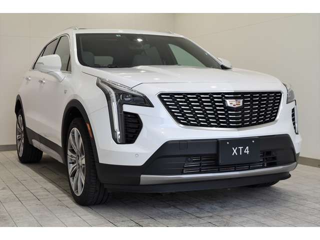 Cadillac XT4 2023-02 10663-19