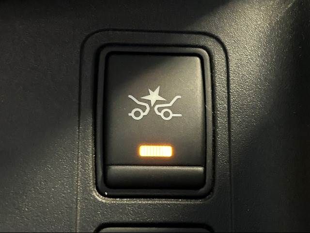 Nissan SERENA 2017-01 25503-8