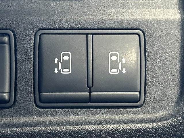Nissan SERENA 2017-01 25503-7
