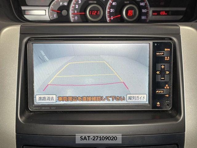 Toyota VOXY 2011-06 370434-21