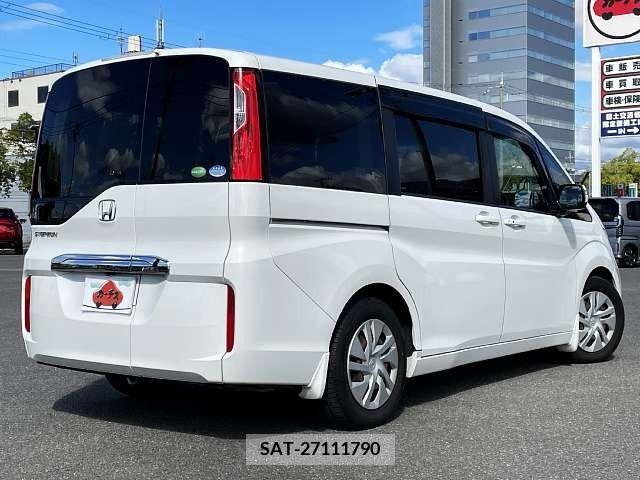 Honda e 2015-05 219197-2