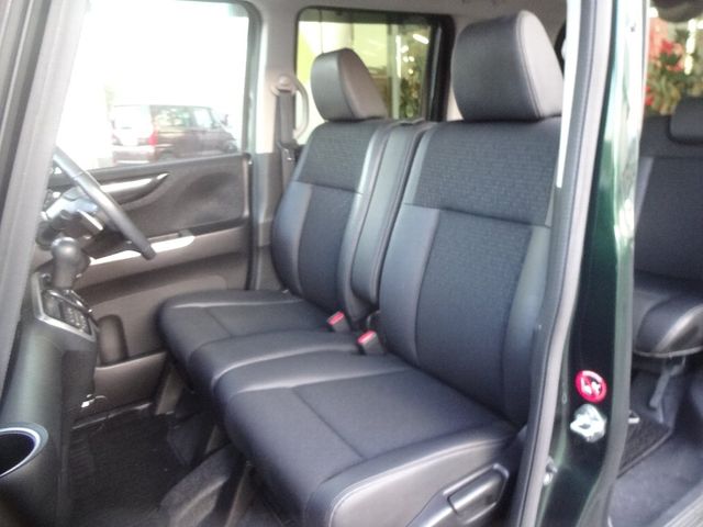 Honda N BOX CUSTOM 2017-07 180698-9